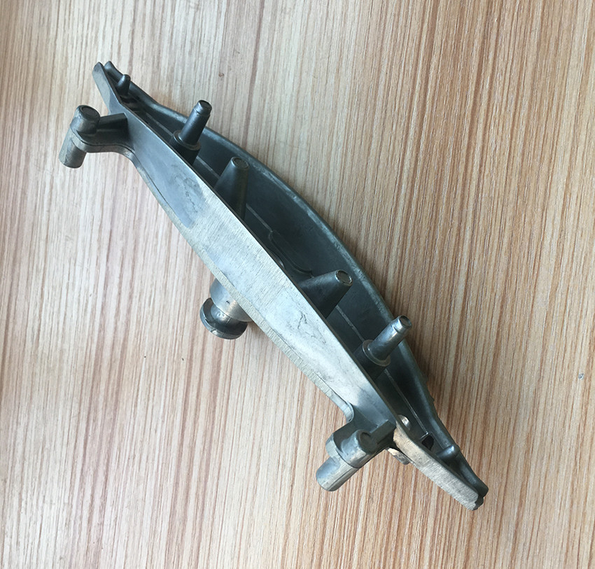 压铸配件45